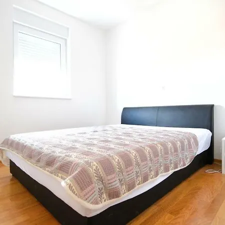 Bellevue Apartamento *